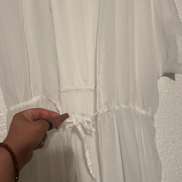 Sheer white duster/cover-up - Picture 2 of 4